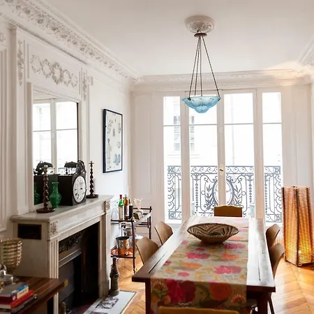 Apartment Island Gem Paris